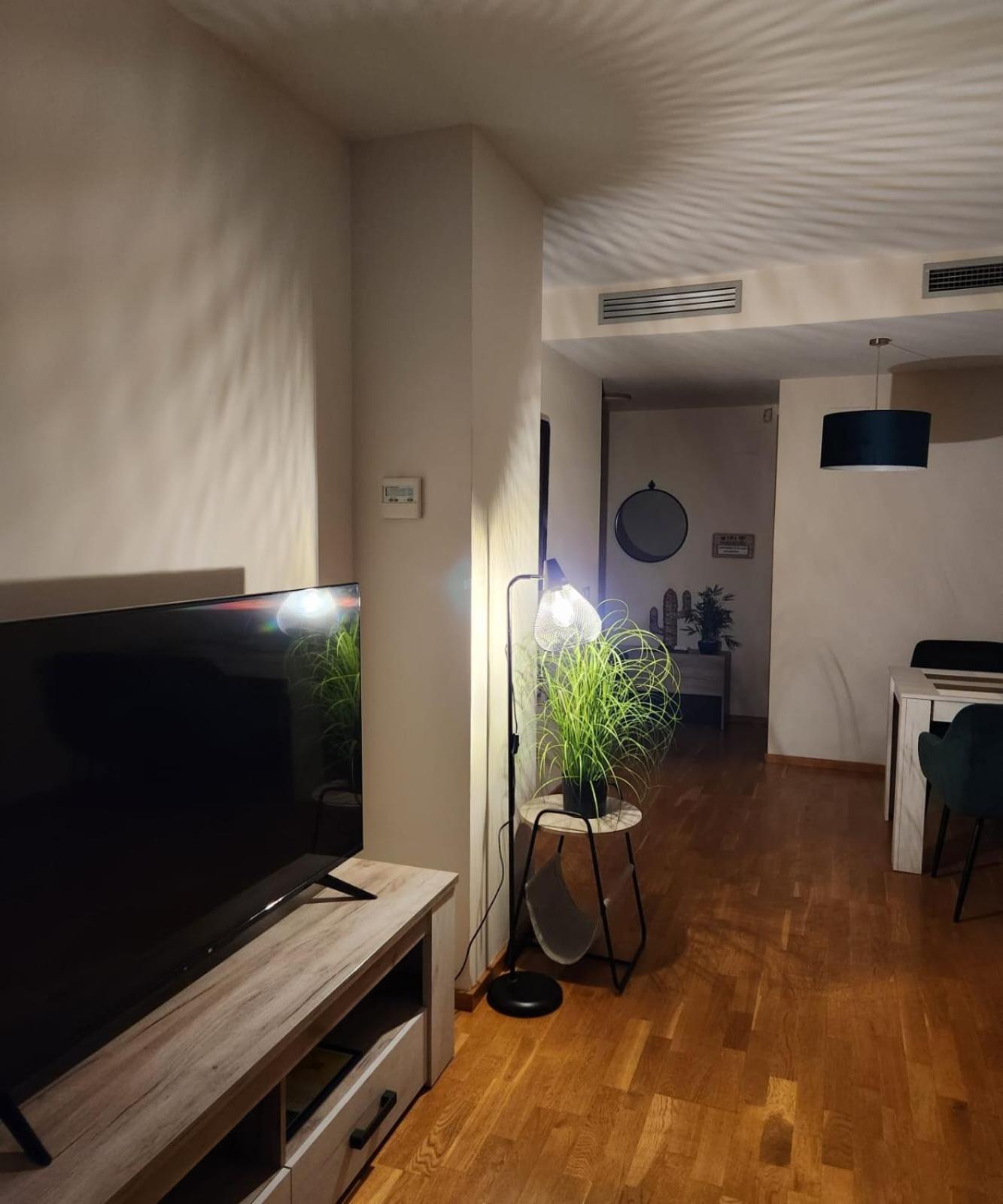 Apartamento Bulevar 1 Con Parking Gratuito กัสเตญองเดลาปลานา ภายนอก รูปภาพ
